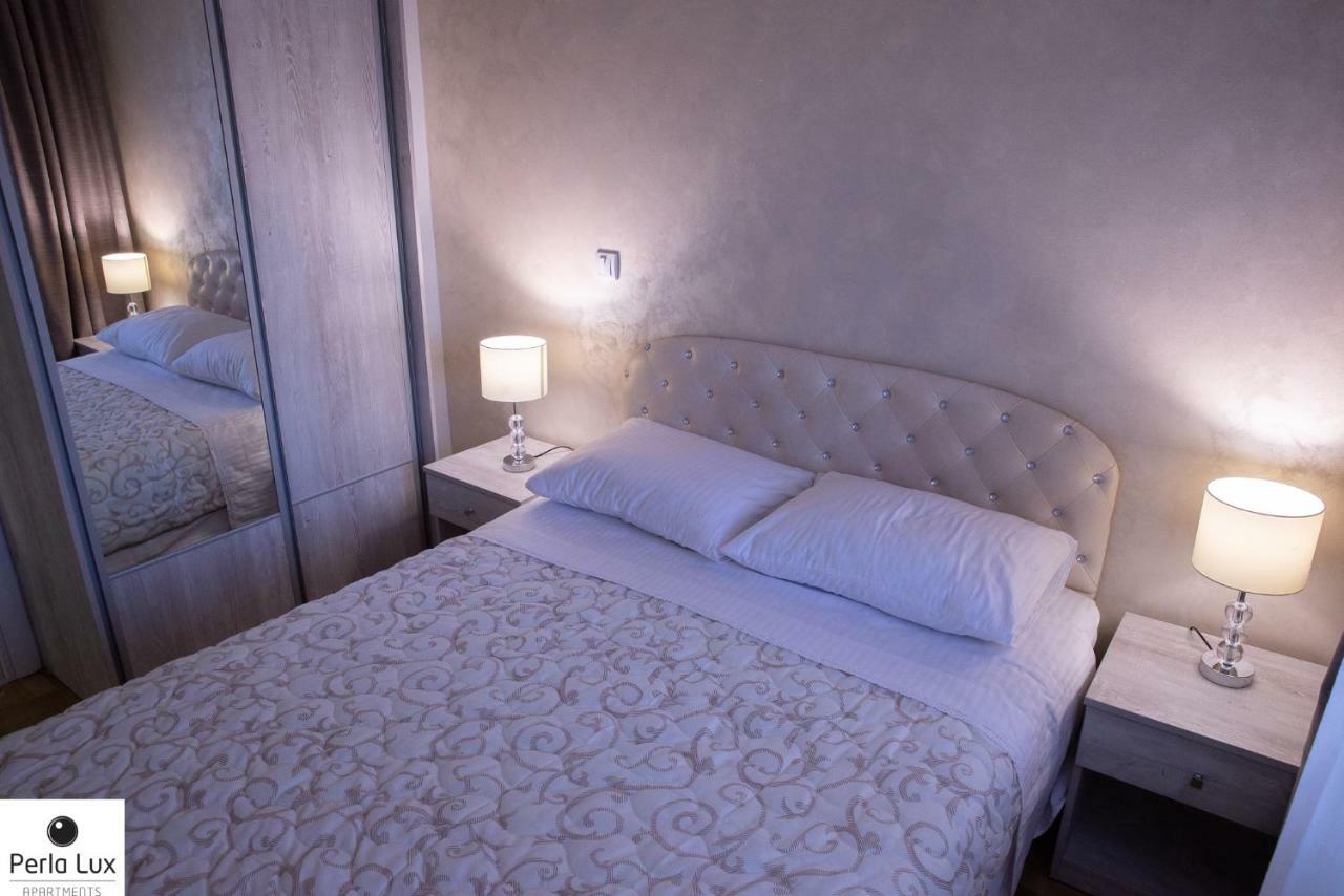 Perla Lux Apartments アランジェロヴァツ エクステリア 写真